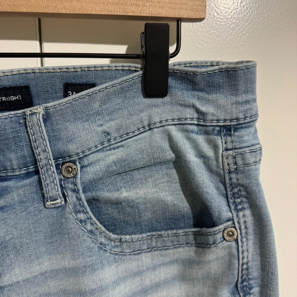 BKE Jake Straight Jeans Mens 34x30 Light Wash Coolmax Stretch ABS16387